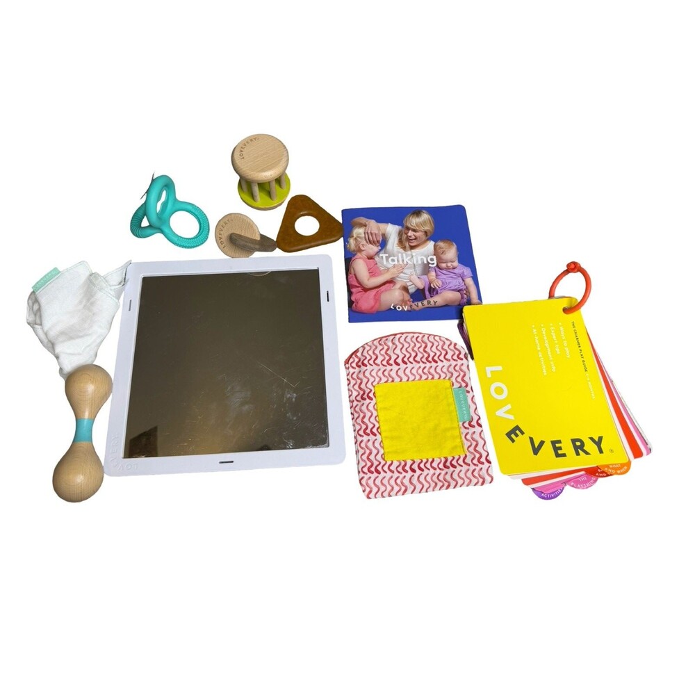 Lovevery Charmer Play Lot of 10 Montessori Developmental Toys 3 - 4 months